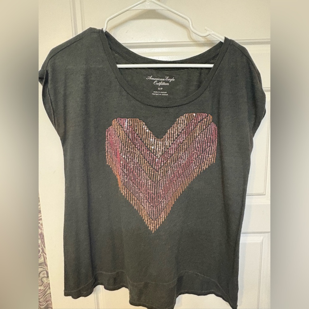 American Eagle Outfitters Charcoal Heart Tee